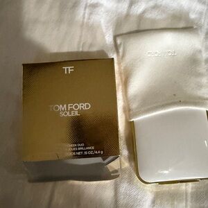 Tom Ford Lissome Gold Compact